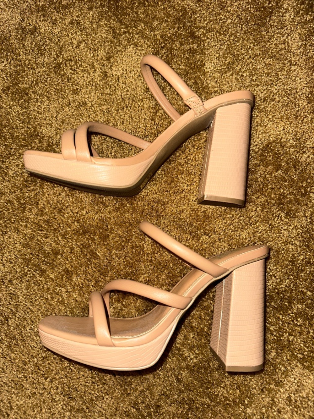 DV by Dolce Vita Blush Nude Triple-Strap Block Heel Sandals - Picture 2 of 3